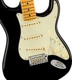 Fender American Professional II Stratocaster® Maple Fingerboard Black